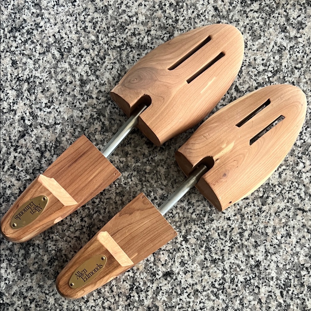 Allen Edmonds Cedar Shoe Trees - Light Natural Wood